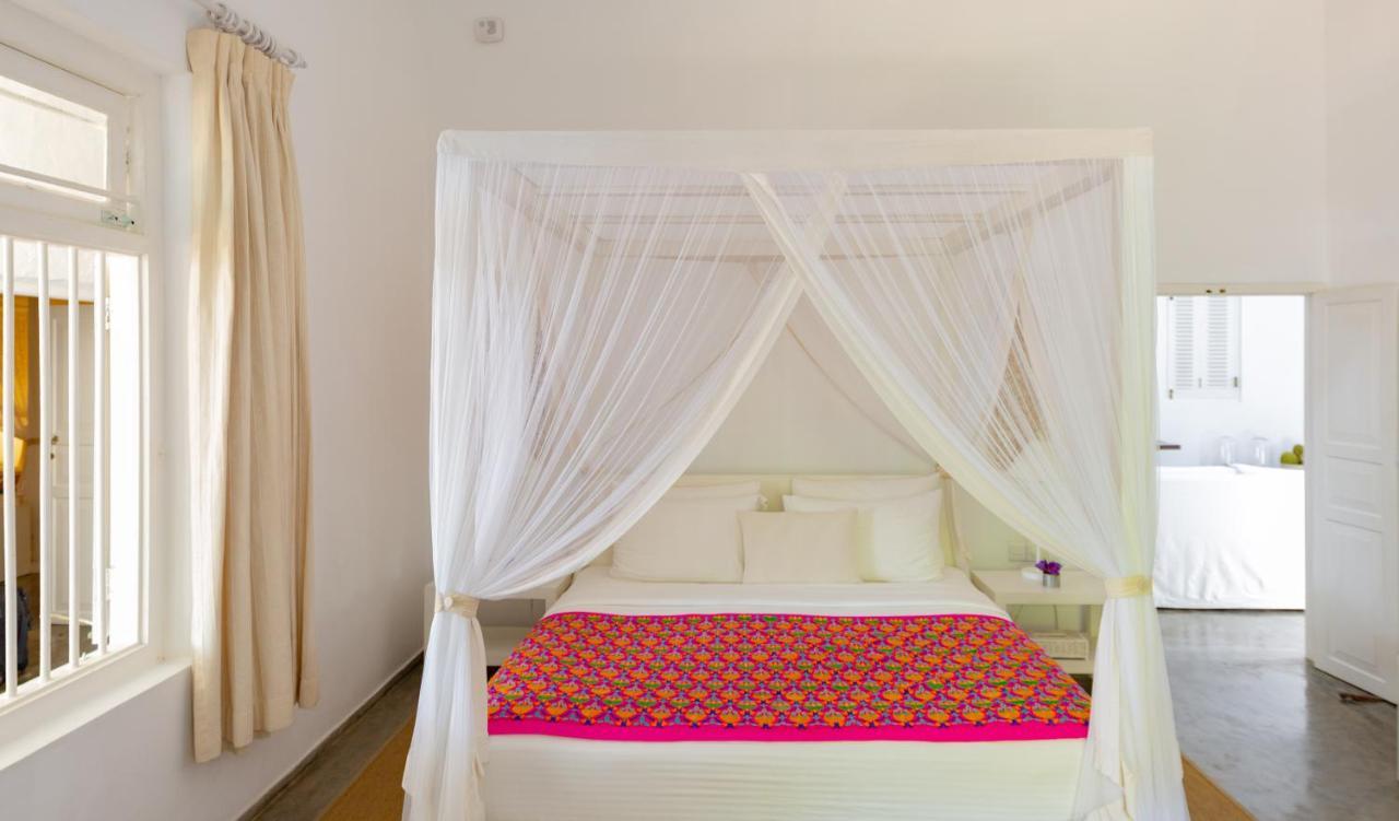 Taru Villas 906 - Hikkaduwa Extérieur photo