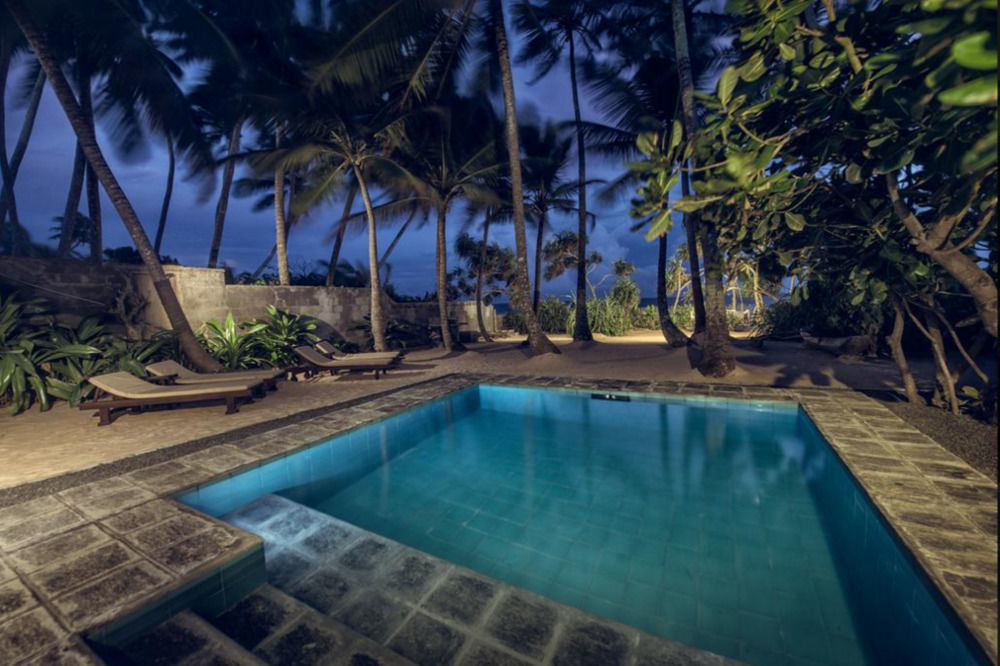 Taru Villas 906 - Hikkaduwa Extérieur photo
