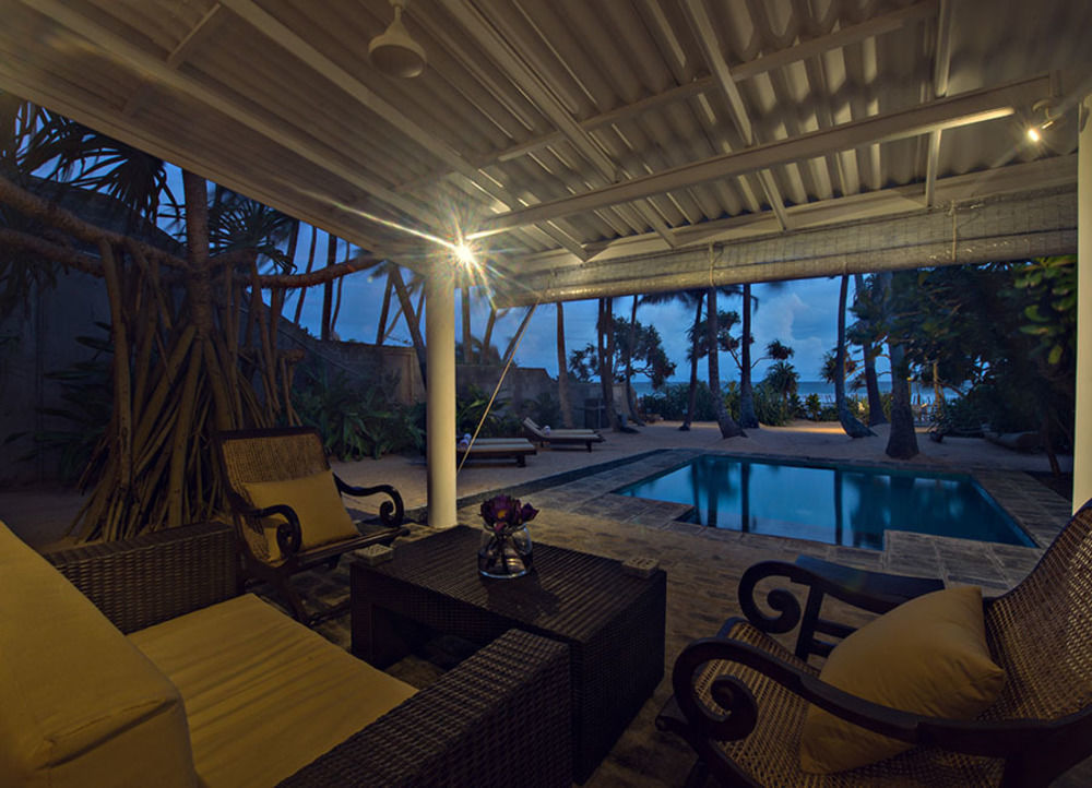 Taru Villas 906 - Hikkaduwa Extérieur photo